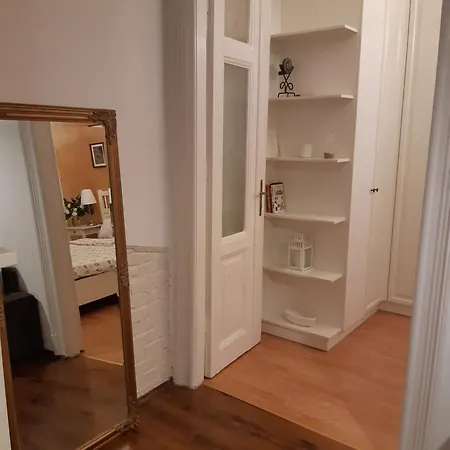 Appartamento Lovely Secret Astoria